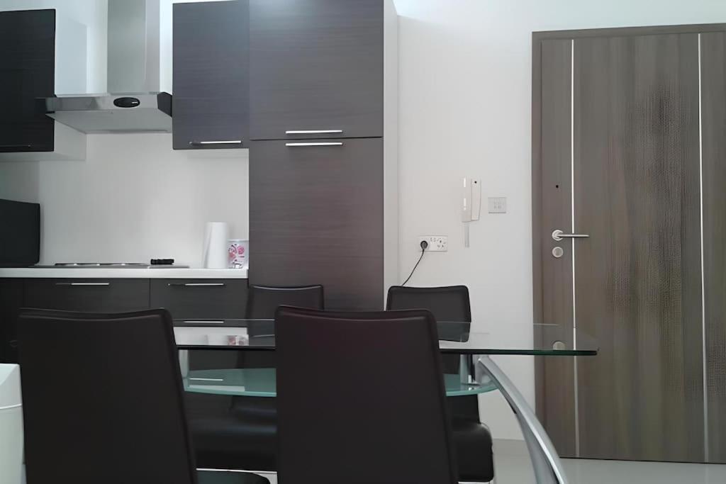 세인트폴스베이 Hampton Court, Block C, N.2 아파트 외부 사진