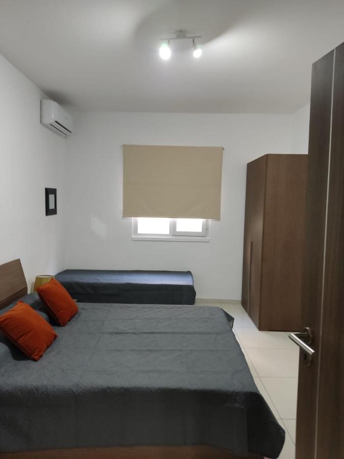 세인트폴스베이 Hampton Court, Block C, N.2 아파트 외부 사진